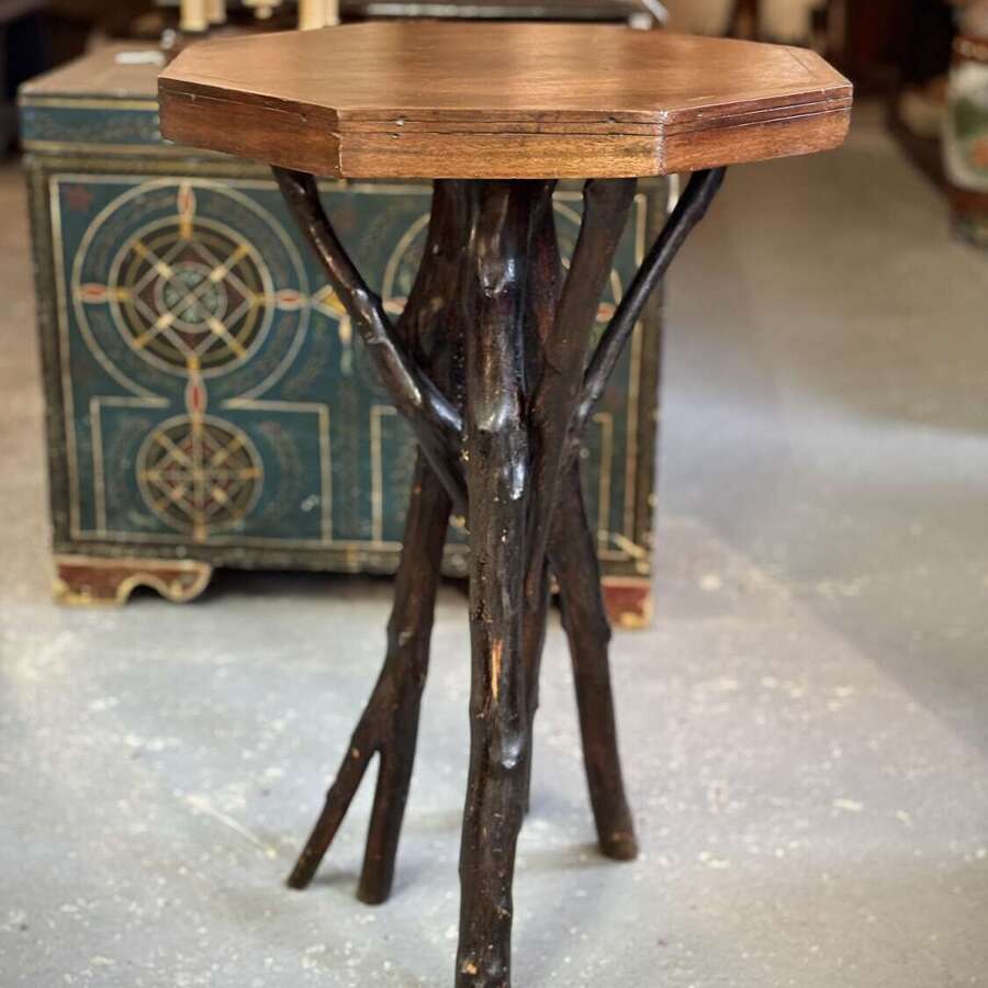 Vernacular Irish Twig table